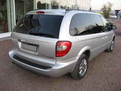 Left hand drive CHRYSLER GD VOYAGER 2.8 CRD Limited StowGo